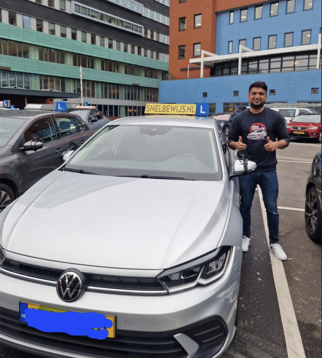 Lesauto van RijschoolSnelbewijs in Den Haag